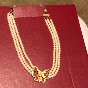 Pearl and butterfly necklace